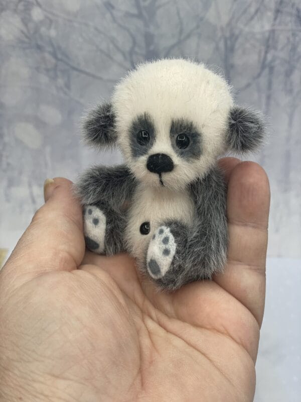 Bärino Bär Panda Chao  9 cm Künstlerbär – Bild 2