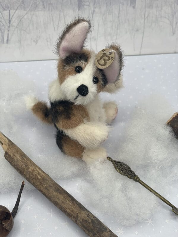 Bärino Corgi Elli 12 cm Künstlerbär – Bild 7